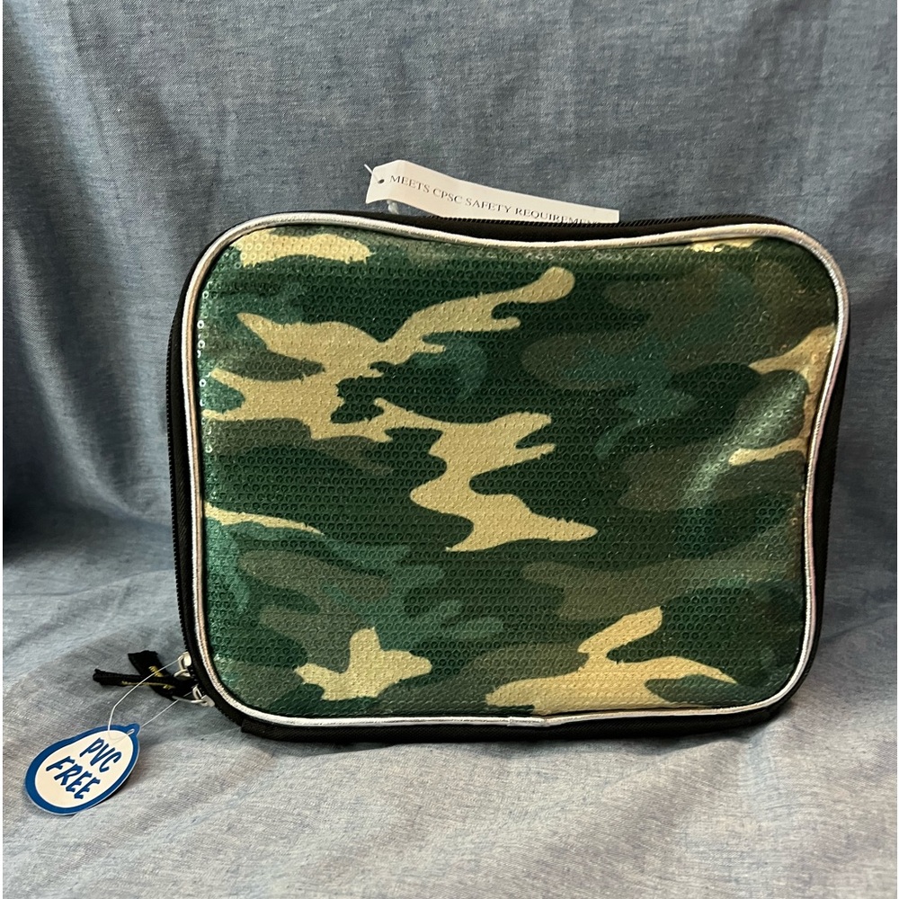 Sparkly camouflage lunch kit